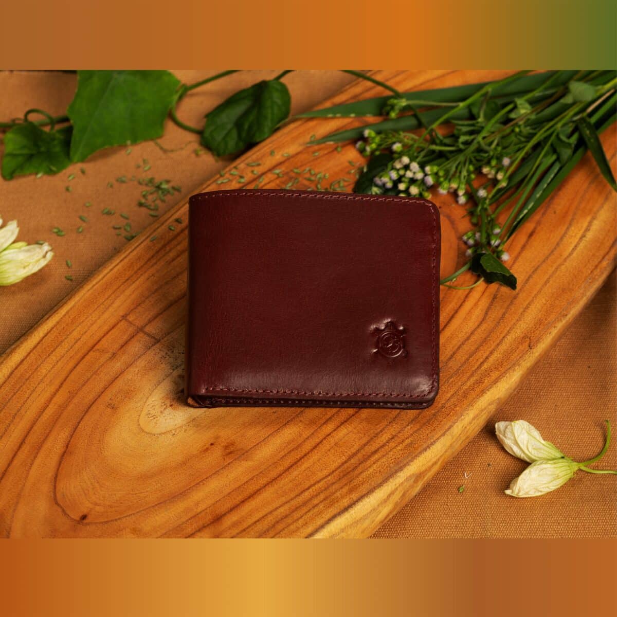 1 Goyal Leather Heritage Bifold Wallet – Classic Elegance Maroon - Image 1