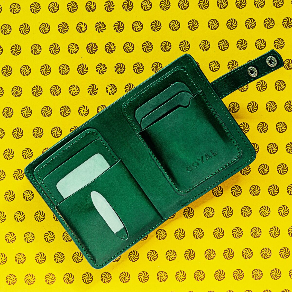 Contemporary Modern – Minimalist Leather Wallet with Snap Button (Card Holder Included) Green - Image 5