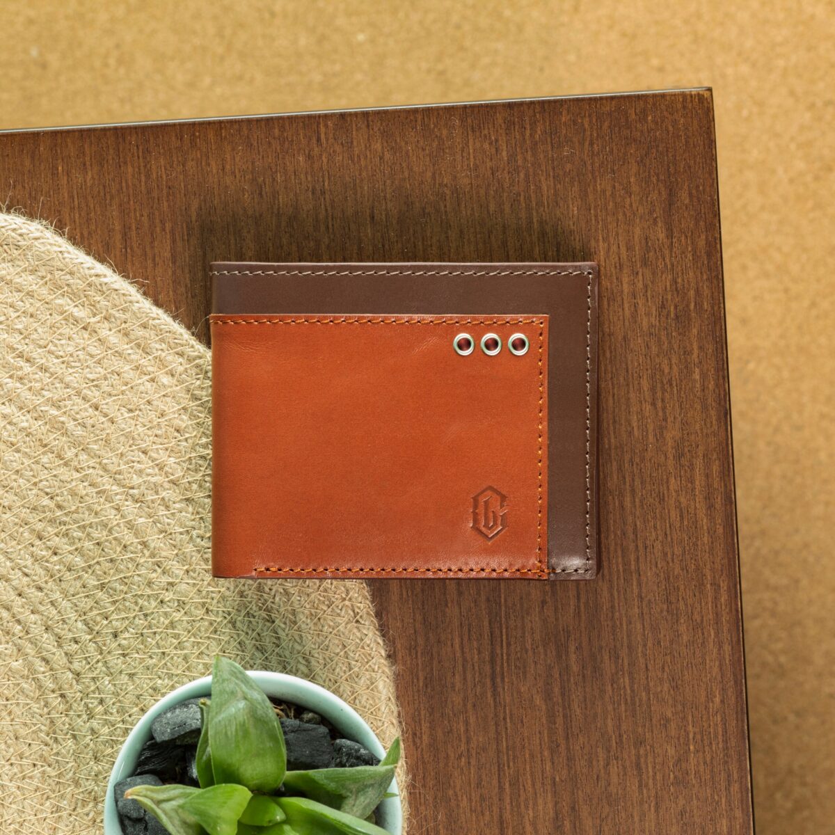 DualTone Modern – Leather Wallet with Zipper & ID Window Camel - Image 1