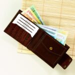 Swamp Alligator – Premium Leather Wallet with Snap Closure & Coin Pocket Dark Brown - Image 4